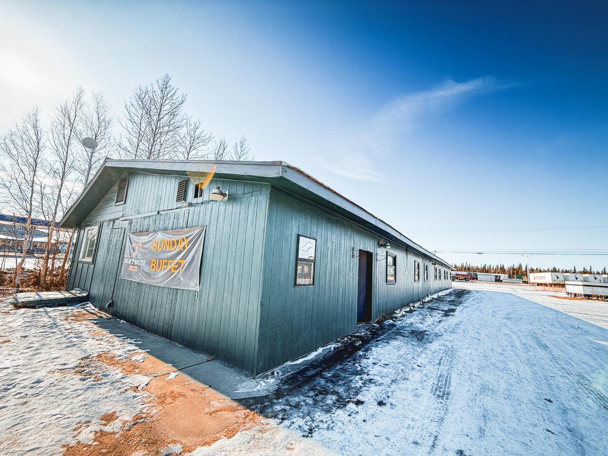 Draft House & Lodge Delta Junction Extérieur photo